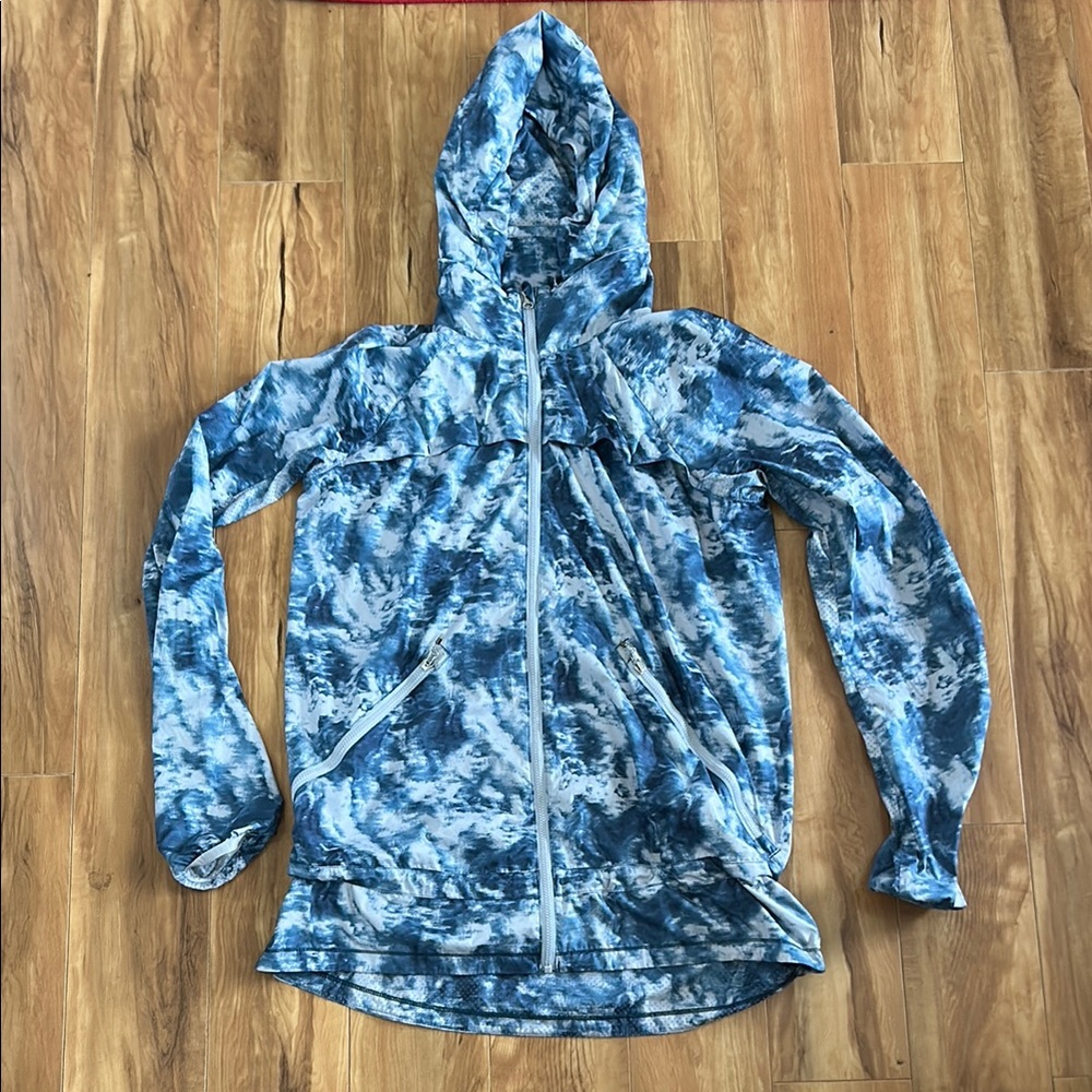 Lululemon running jacket - stash hood - long - ventilated